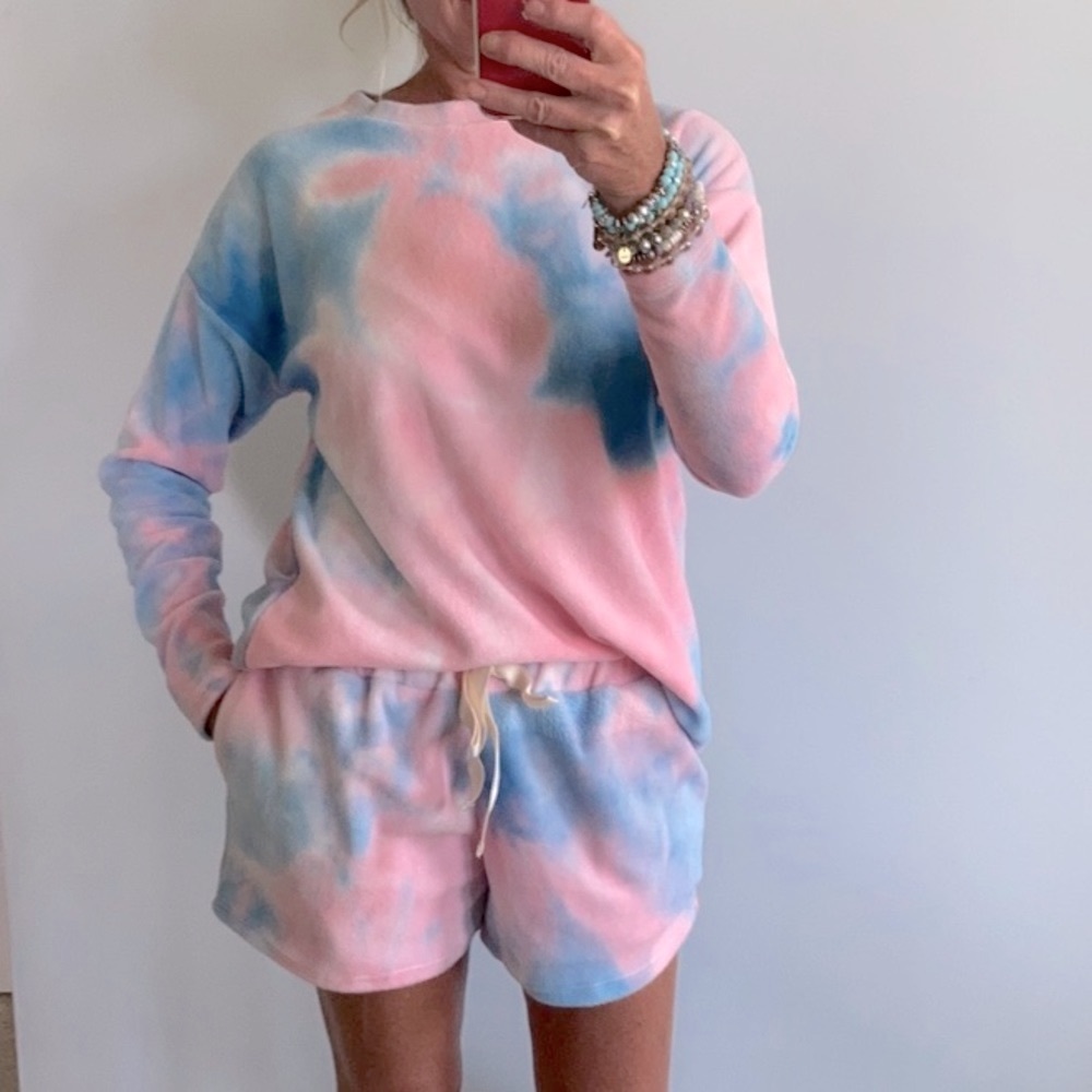 Cotton Candy Dreams Fleece 2 Piece Lounge Set - Picture 2 of 9
